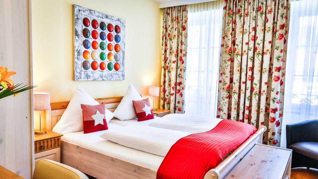 Hotel Zum Goldenen Loewen Baden-Baden Kültér fotó