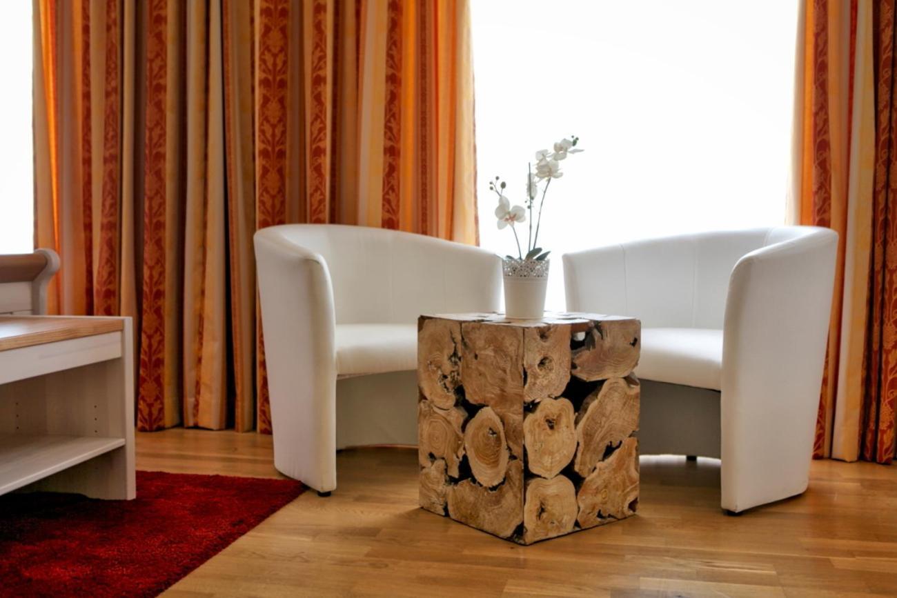 Hotel Zum Goldenen Loewen Baden-Baden Kültér fotó